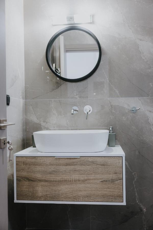 Pearl Apartel A1 Apartment Volos Ngoại thất bức ảnh
